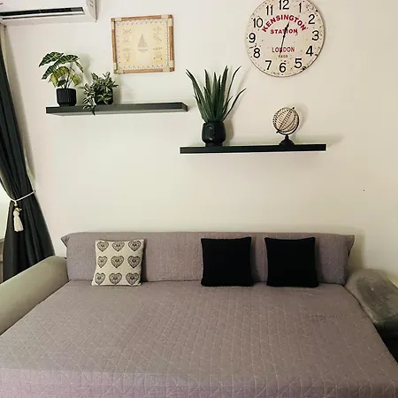 Apartment Klebi's Apartmanhaz *