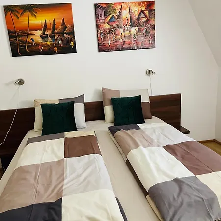 Apartment Klebi's Apartmanhaz Balatonfoldvar