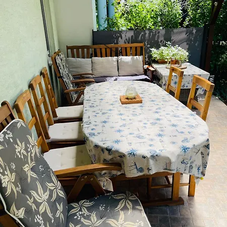 Apartment Klebi's Apartmanhaz