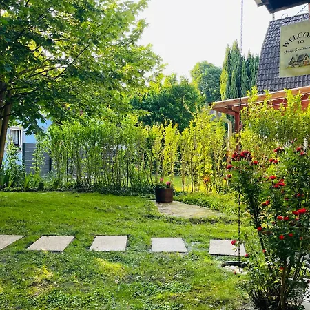 Apartment Klebi's Apartmanhaz Balatonfoldvar